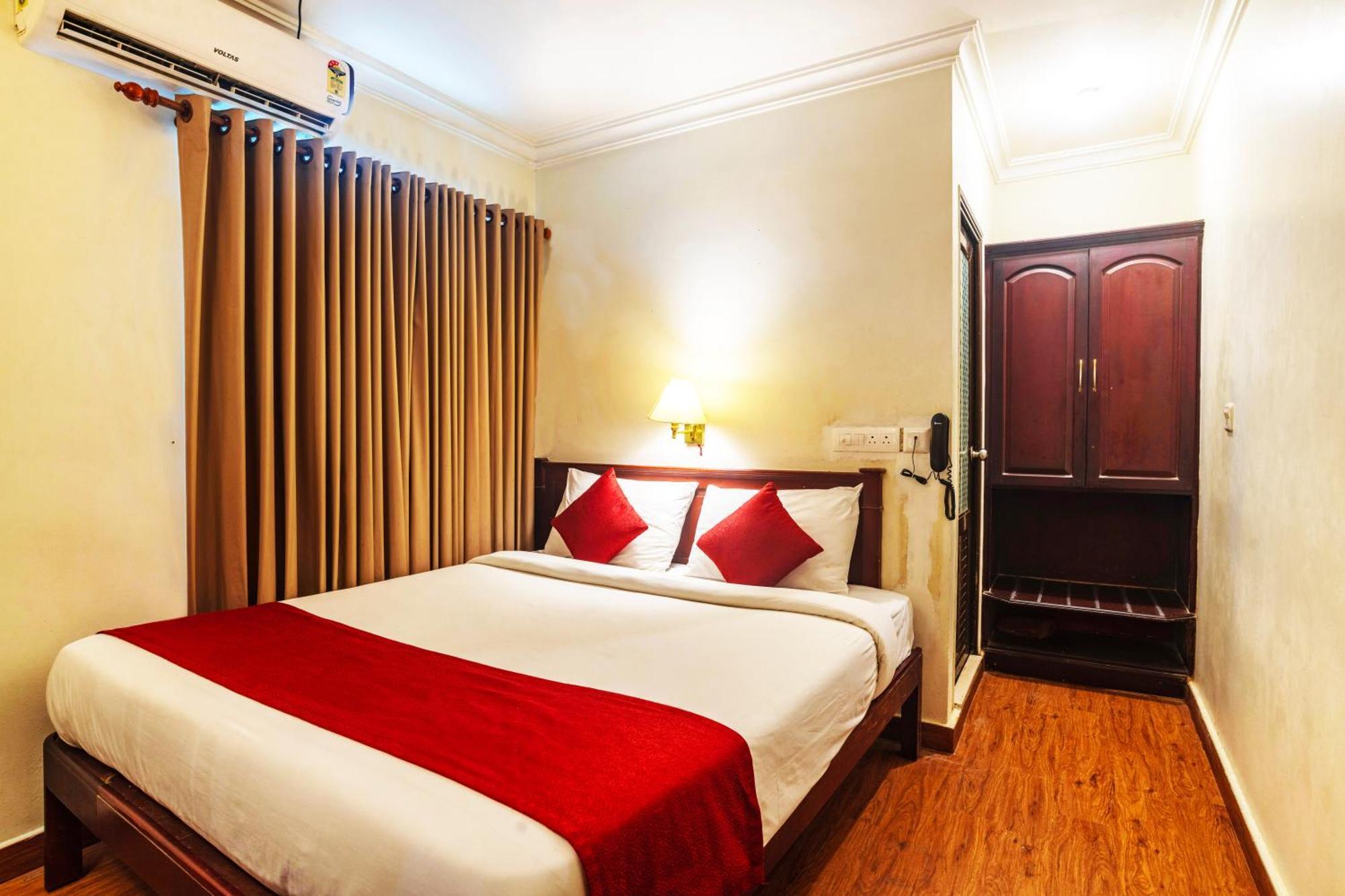 Hotel Archana Inn Kochi Habitación foto