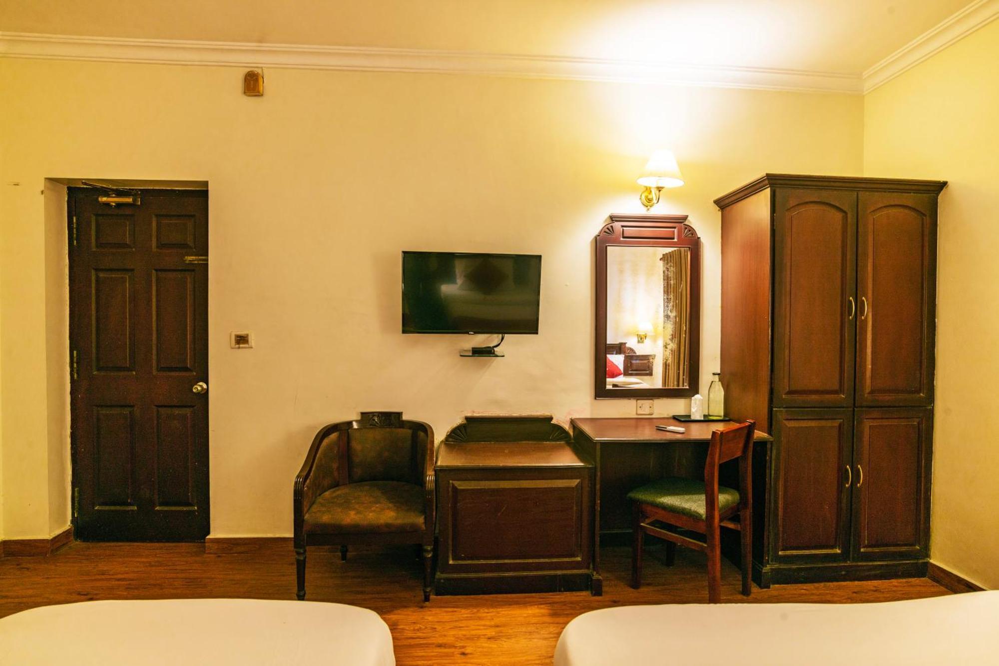 Hotel Archana Inn Kochi Habitación foto