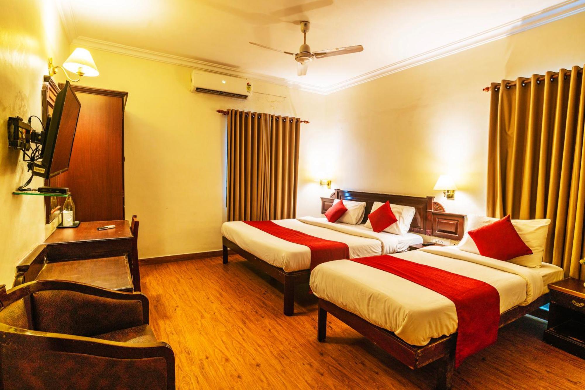 Hotel Archana Inn Kochi Habitación foto